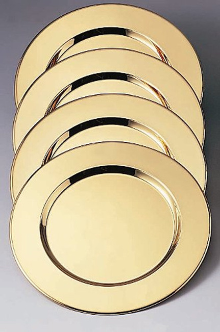 Meticulously Crafted Round Gold Stainless Steel Charger Plates for Dinner Plate Table Setting Elegant Wedding Table Decor