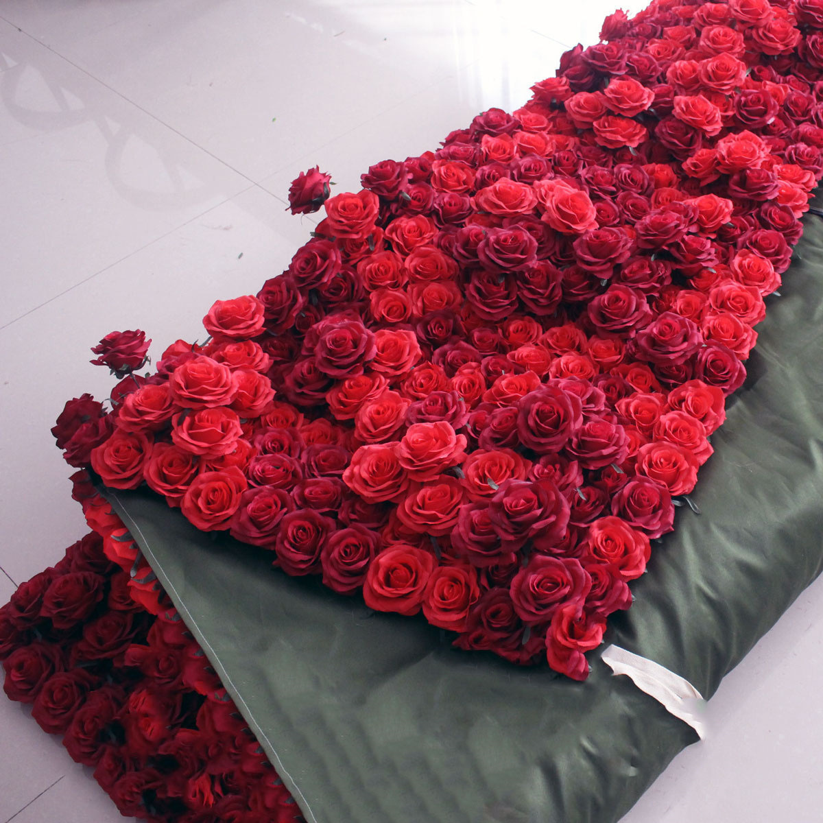 Customized roll up burgundy flower wall backdrop wedding decoration red rose greenery flowers panels for wedding events Decor