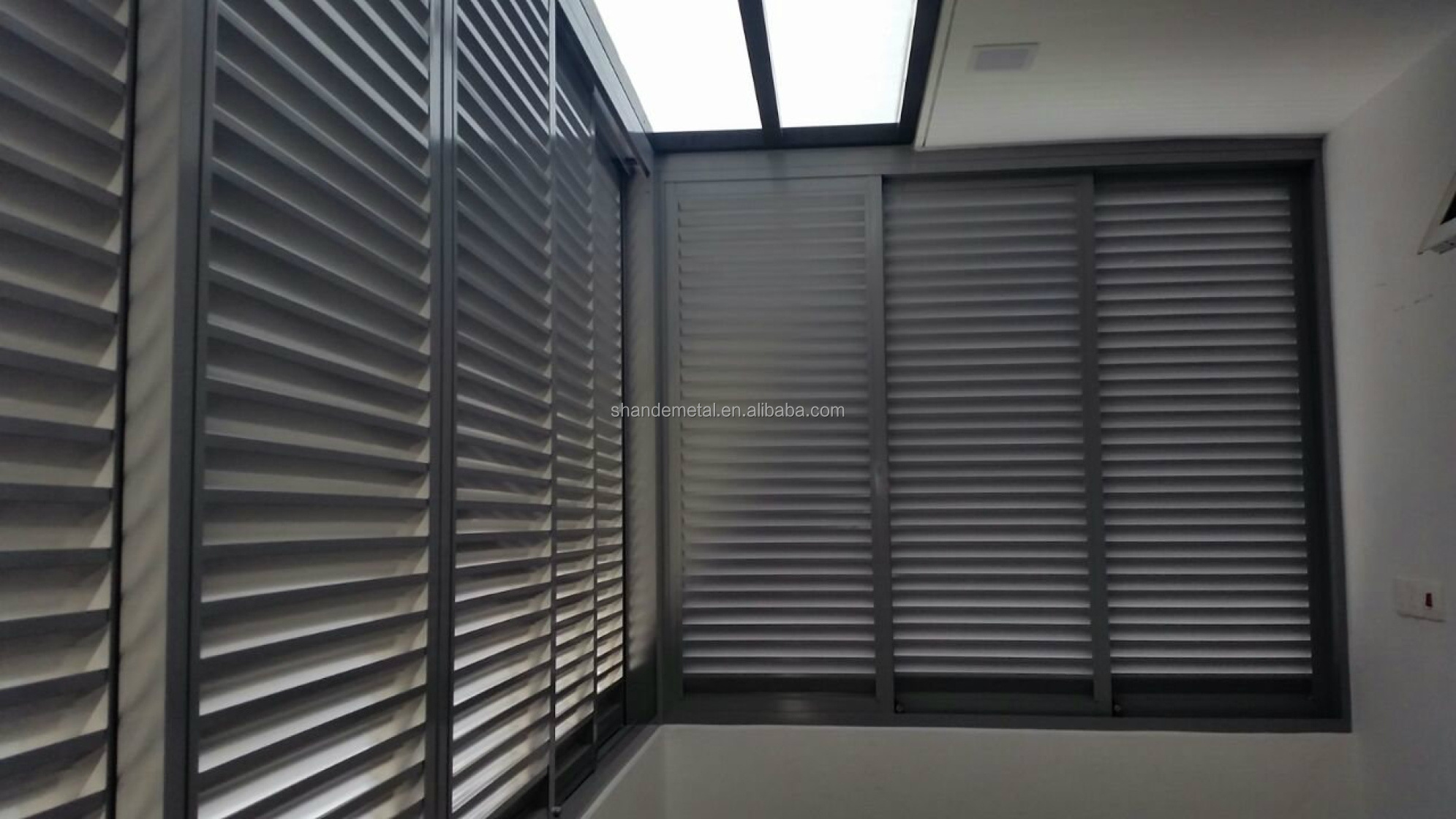 Window Parts Outdoor Aluminium Frame Louver Window Security Shutters Exterior