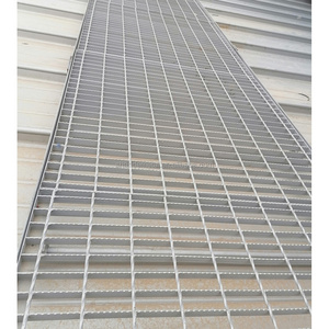 Manufacturer Drainage Gutter With Stainless Steel Metal Grating Cover Non Slip Mesh Grate