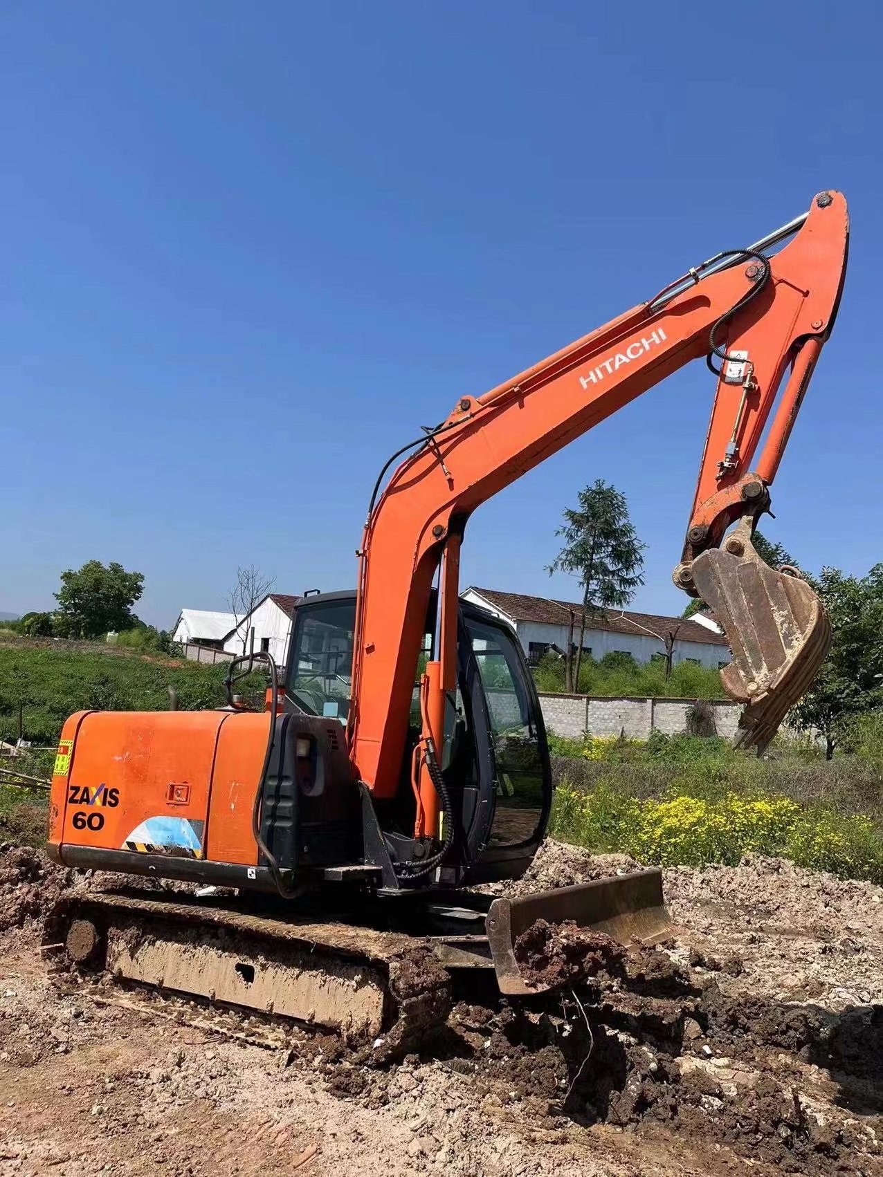 Best Factory Selling ZX60 6Ton Construction Machine Hitachi Japanese Used Excavator Digger For Sale/Small Excavator Used