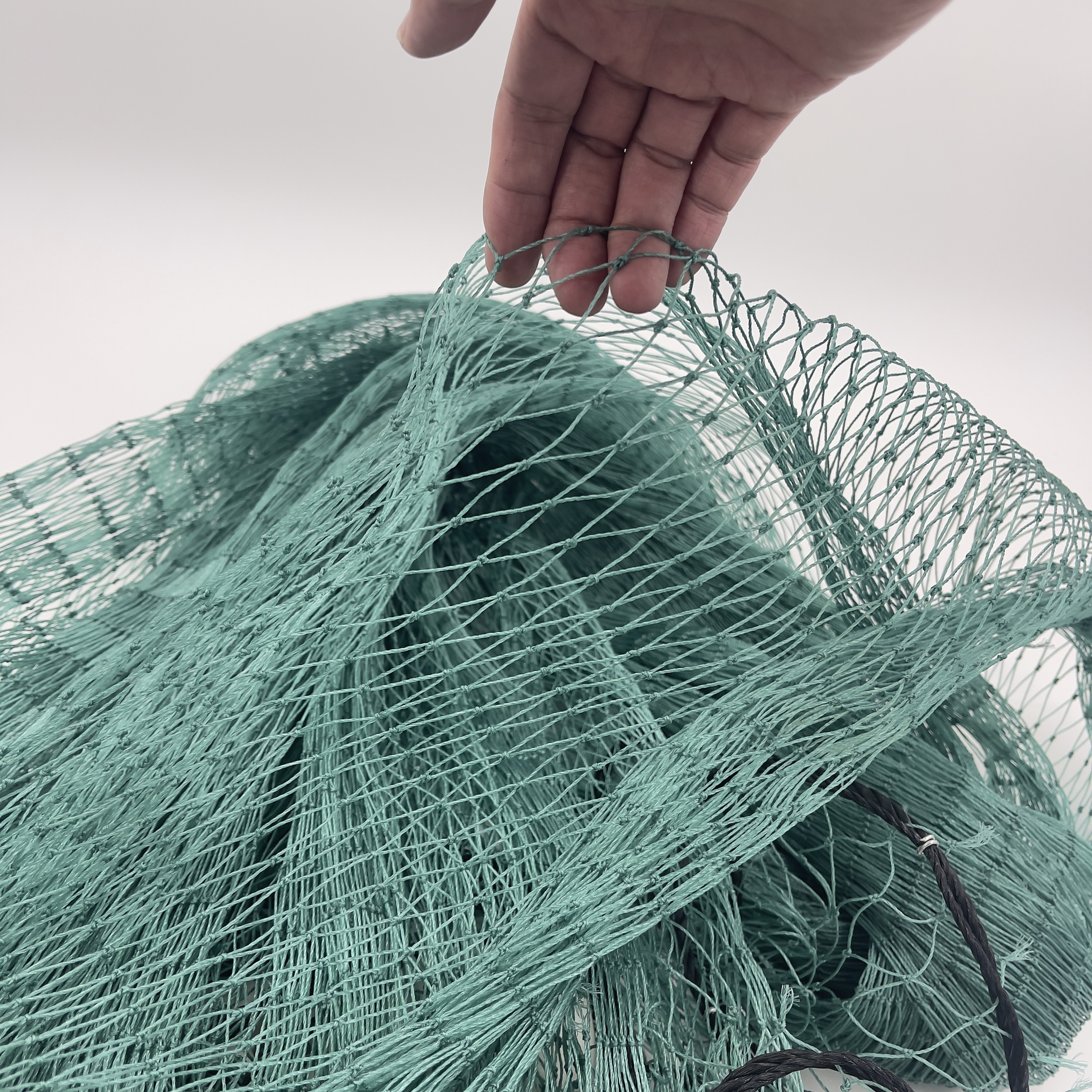 Chinese brand strong hdpe fishing drag net trawl fish net pe knotted braided fishing net