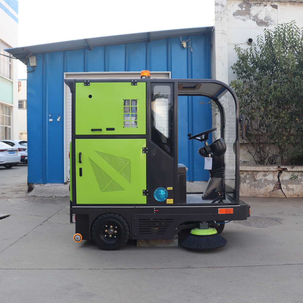 Small electric sweeper multifunctional road cleaning vehicle