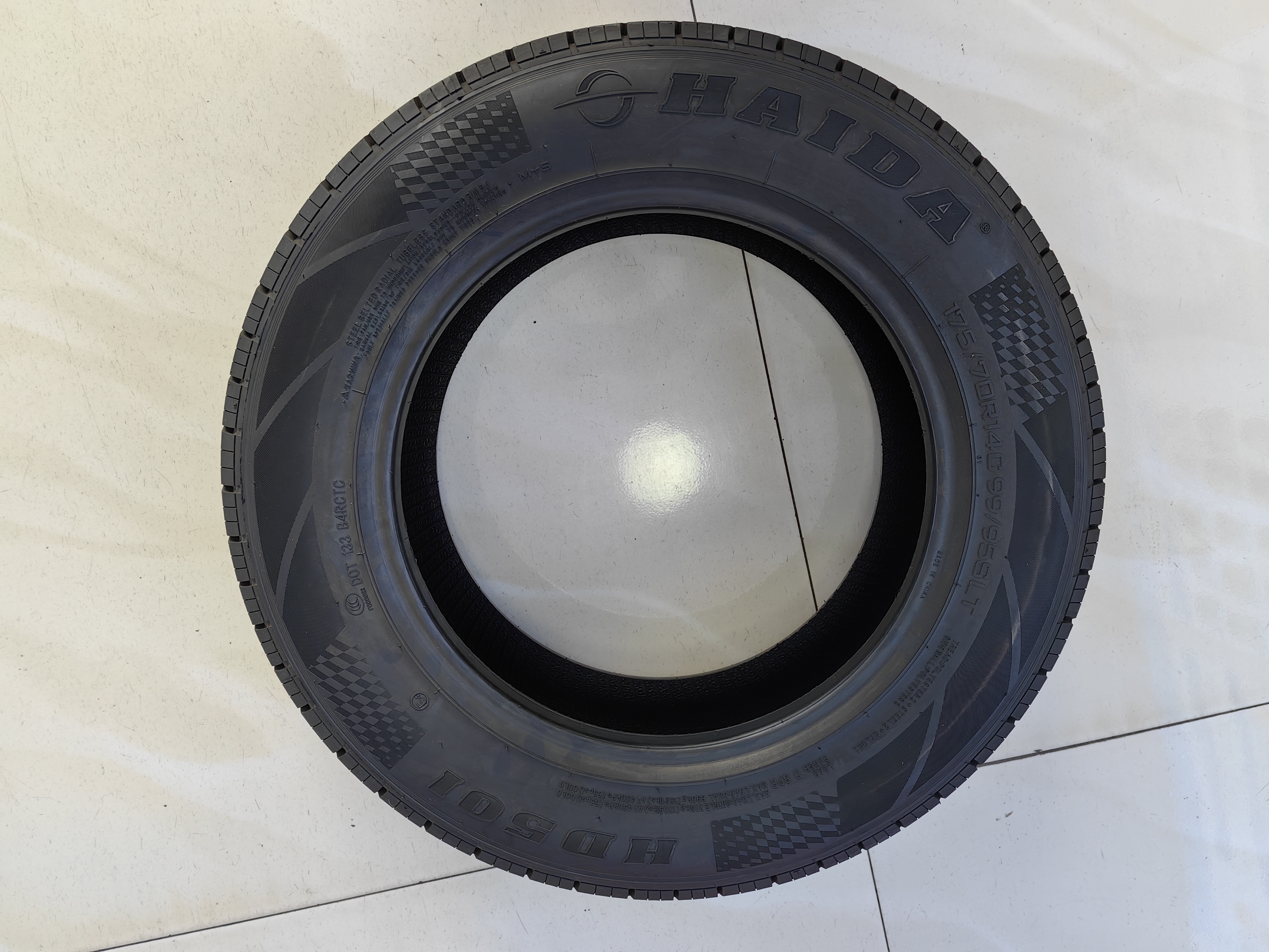 full range cheap wholesale manufacture original tyres for vehicles passenger car tires brand HAIDA factory HD501 MK501