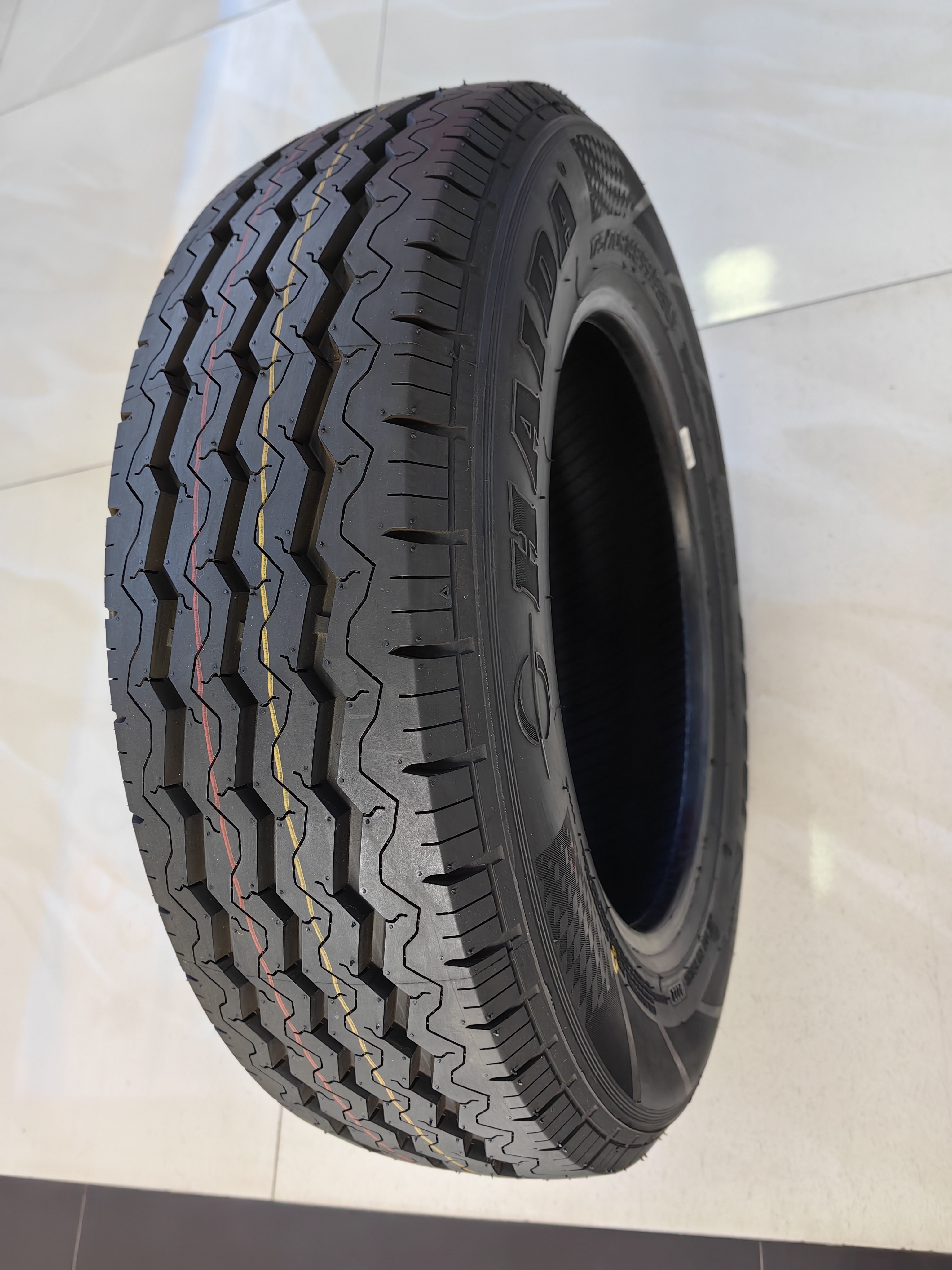 full range cheap wholesale manufacture original tyres for vehicles passenger car tires brand HAIDA factory HD501 MK501