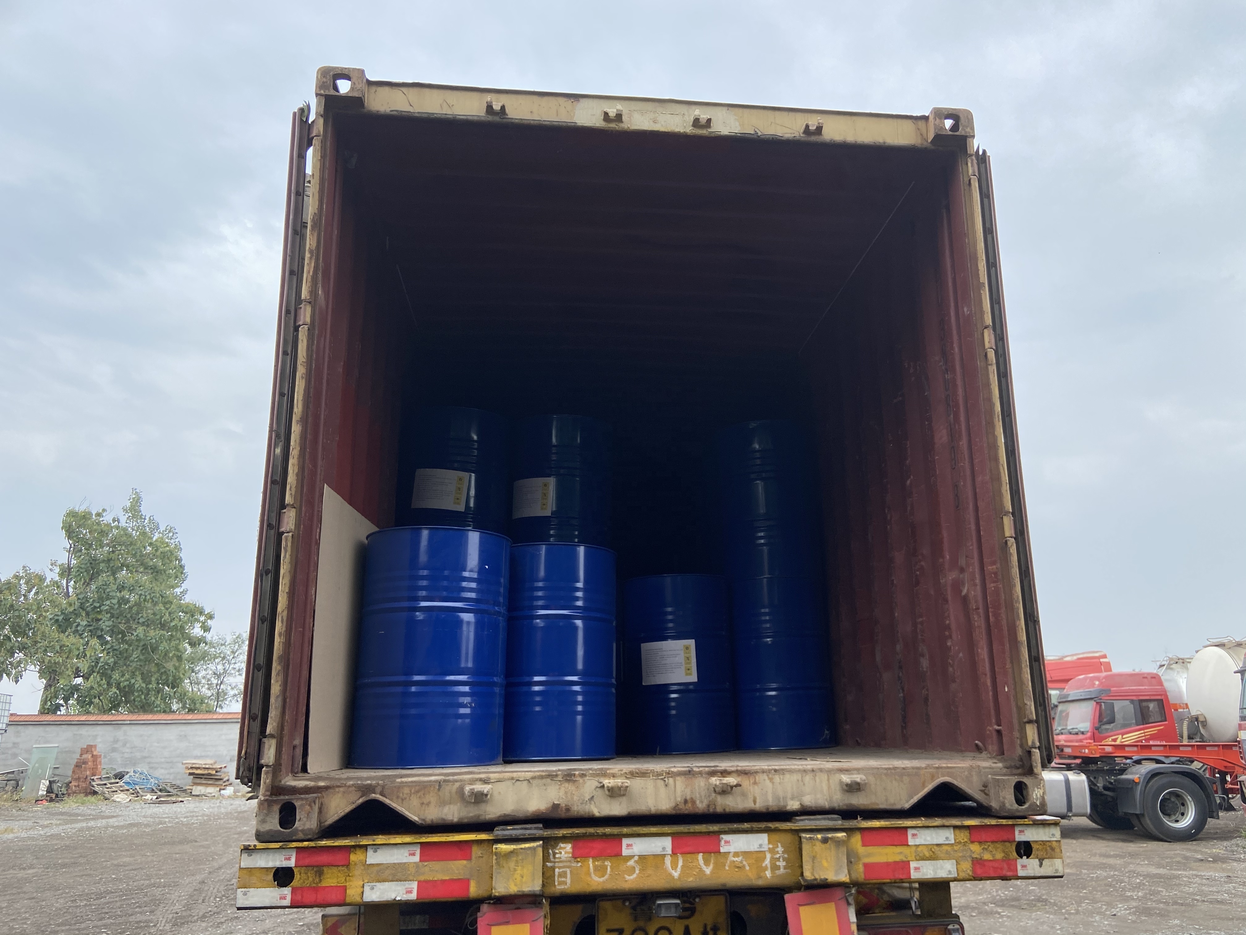 Industrial grade plasticizer for prompt shipment /Chlorinated paraffin/Industrial chemicals of pure liquid/52#