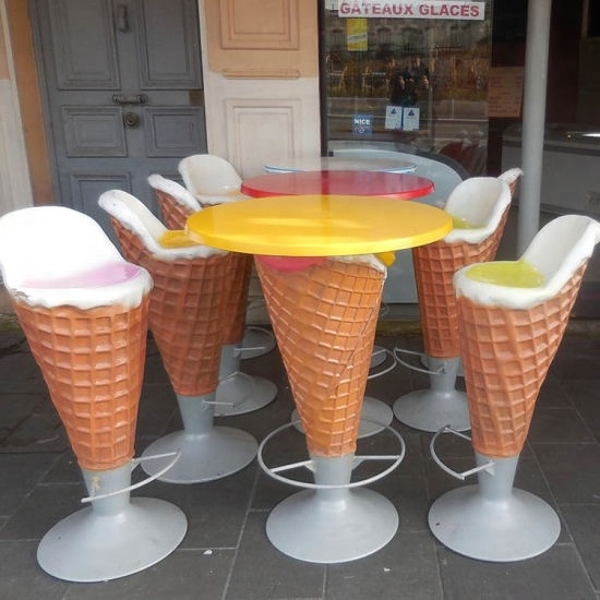 Christmas decoration fiberglass ice cream cone chair statue chairs and table for theme park decoration