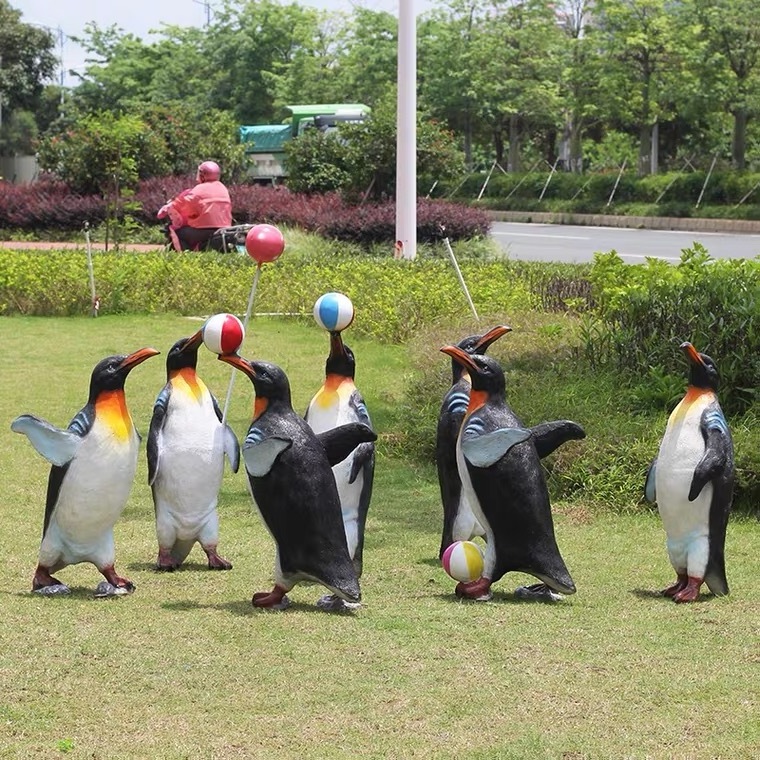 fiberglass animals penguin statue/ life size resin penguin sculpture/ safari penguin props for party event decor