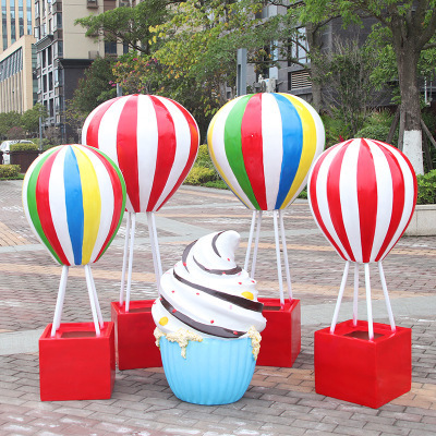 Hot sale New design fiberglass lifesize hot air balloon resin sculpture prop for window display decoration