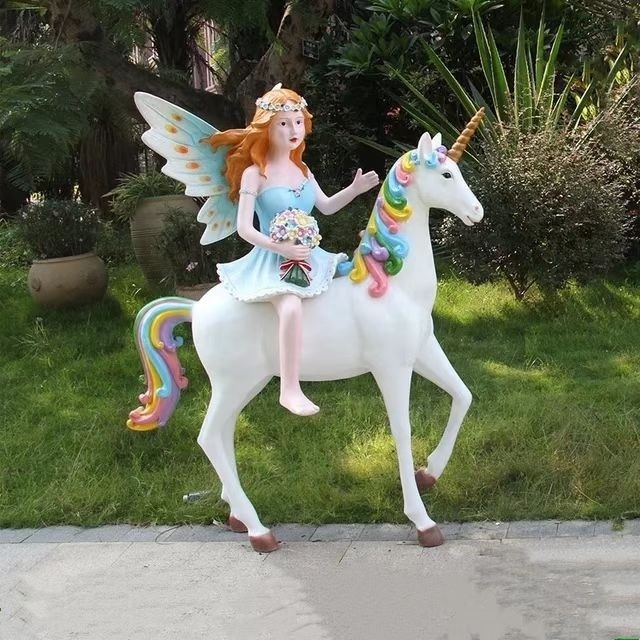 Resin Park Garden Statue Pink Fiberglass Carousel Sculpture Horse Statue Creative Party Decoration