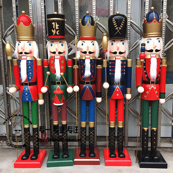 High quality custom fiberglass sculpture 6 ft pink giant nutcracker for christmas outdoor plaza decoration