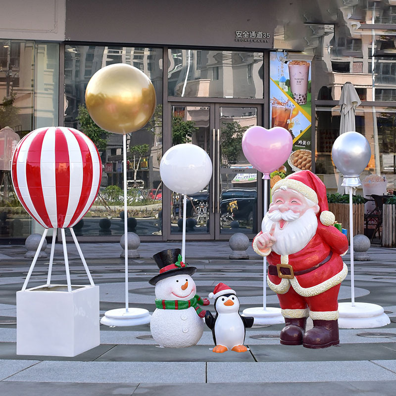 Christmas theme sculpture mall decoration Resin Sleigh and Santa Statue Christmas Ball Props