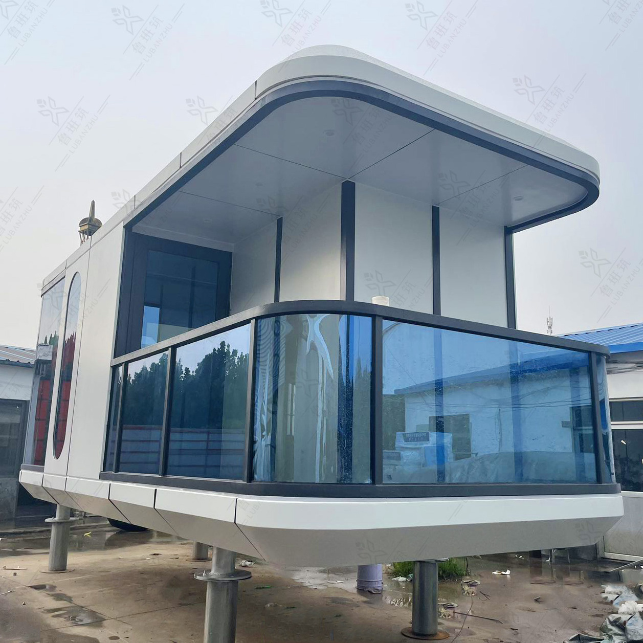 Luxury  space capsule house prefab mobile  tiny  houses for camping / prefabricated modular home apple cabin pod