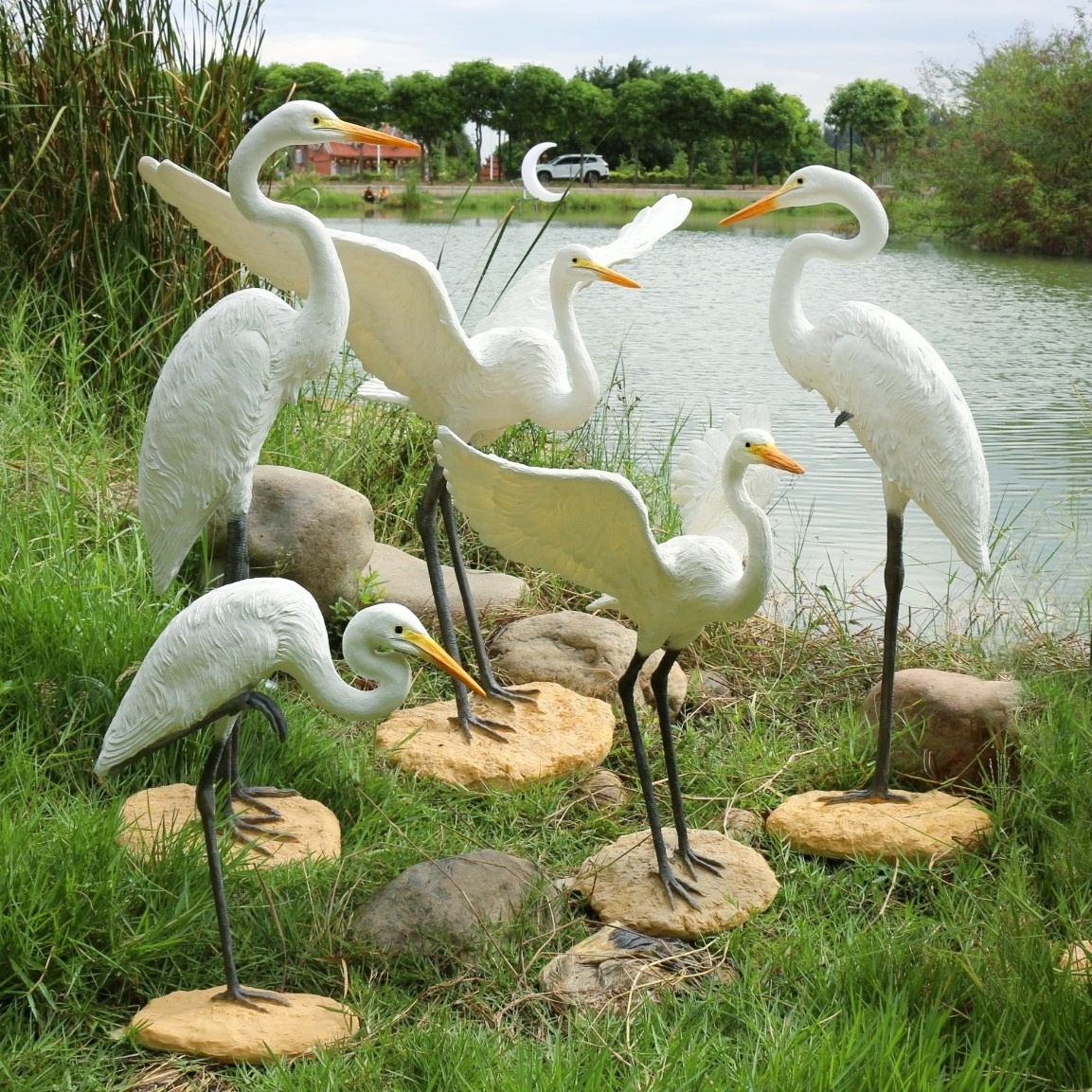 Lighting Resin Sculpture Anime Garden Decor Outdoor Wild Animal Penguin Sculptures For Aquarium