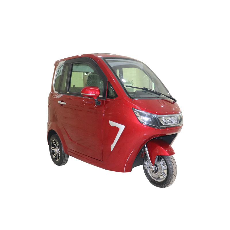 YANUO outdoor 3 wheel fashion senior mobility scooter Power fully enclosed electric cabin scooter with cover