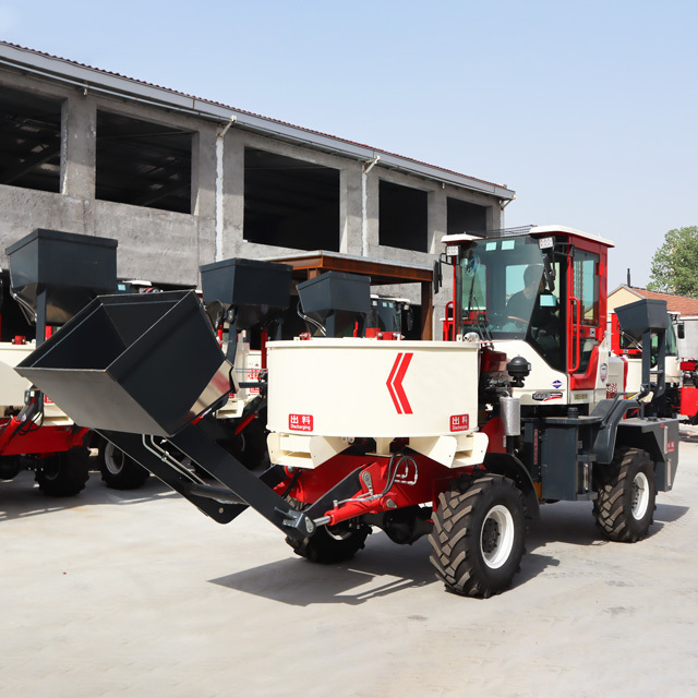 Best price of Efficiency Small Concrete Plain Top Mixer Trucks with competitive price