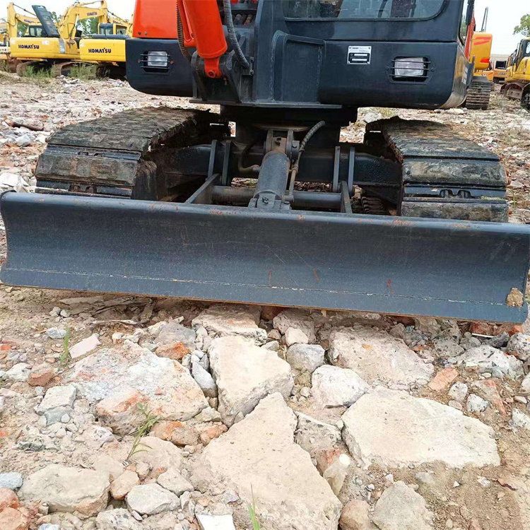 Korean original large second-hand machinery DOOSAN DX300LC hydraulic crawler backhoe digger 30ton used excavator