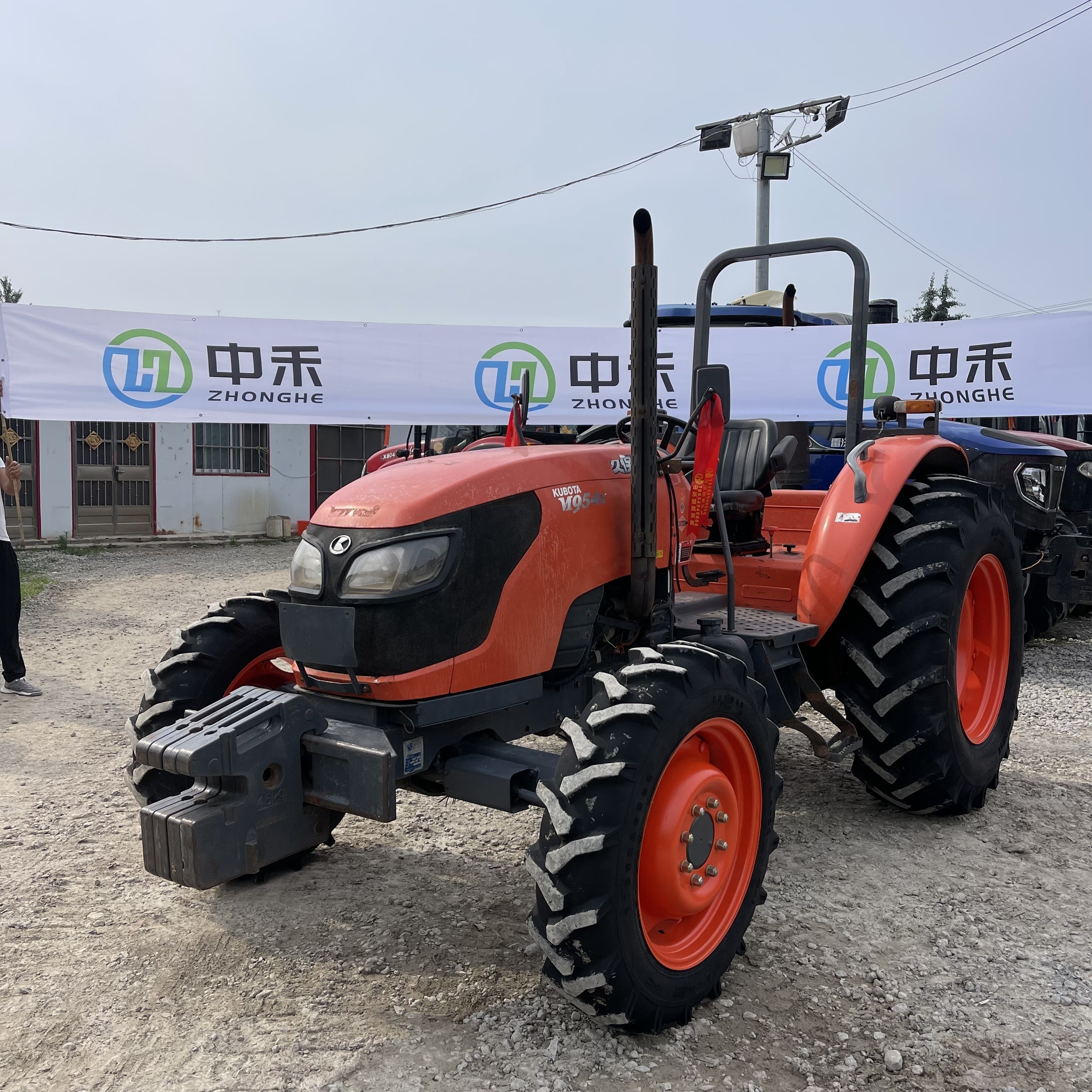 Japan manufacturer high quality farm tractor Kubota M954K for sale