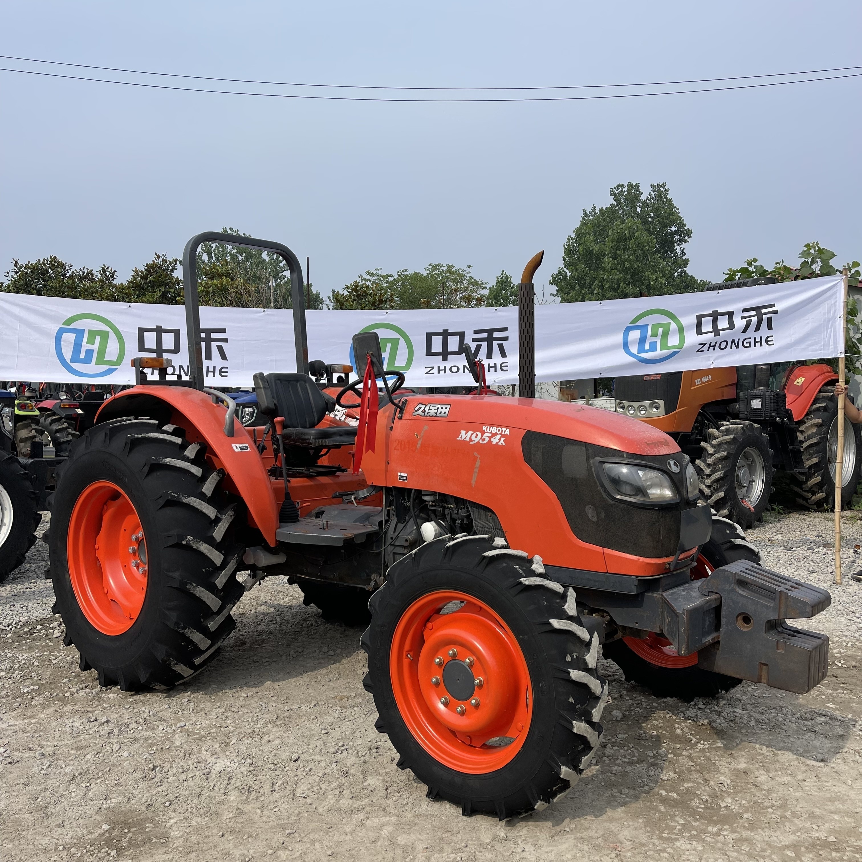 Japan manufacturer high quality farm tractor Kubota M954K for sale