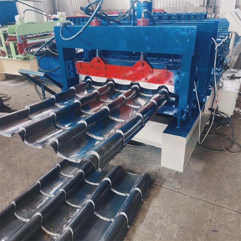 Corrugated Iron Sheet Hydraulic Press Plastic Roof Tiles Making Machine Glazed Tile Roll Forming Machine