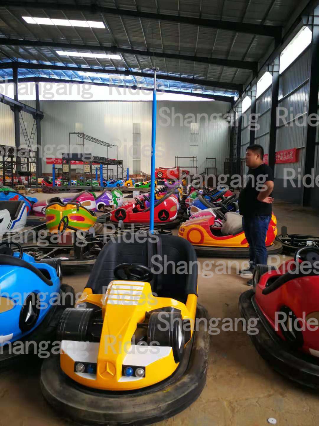 Nice bumper cars good money maker games amusement park rides very cheap rides