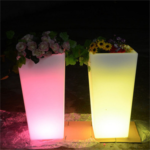 solar charging  illuminated large glowing outdoor garden led light flower pot planter solar outdoor illuminated planters