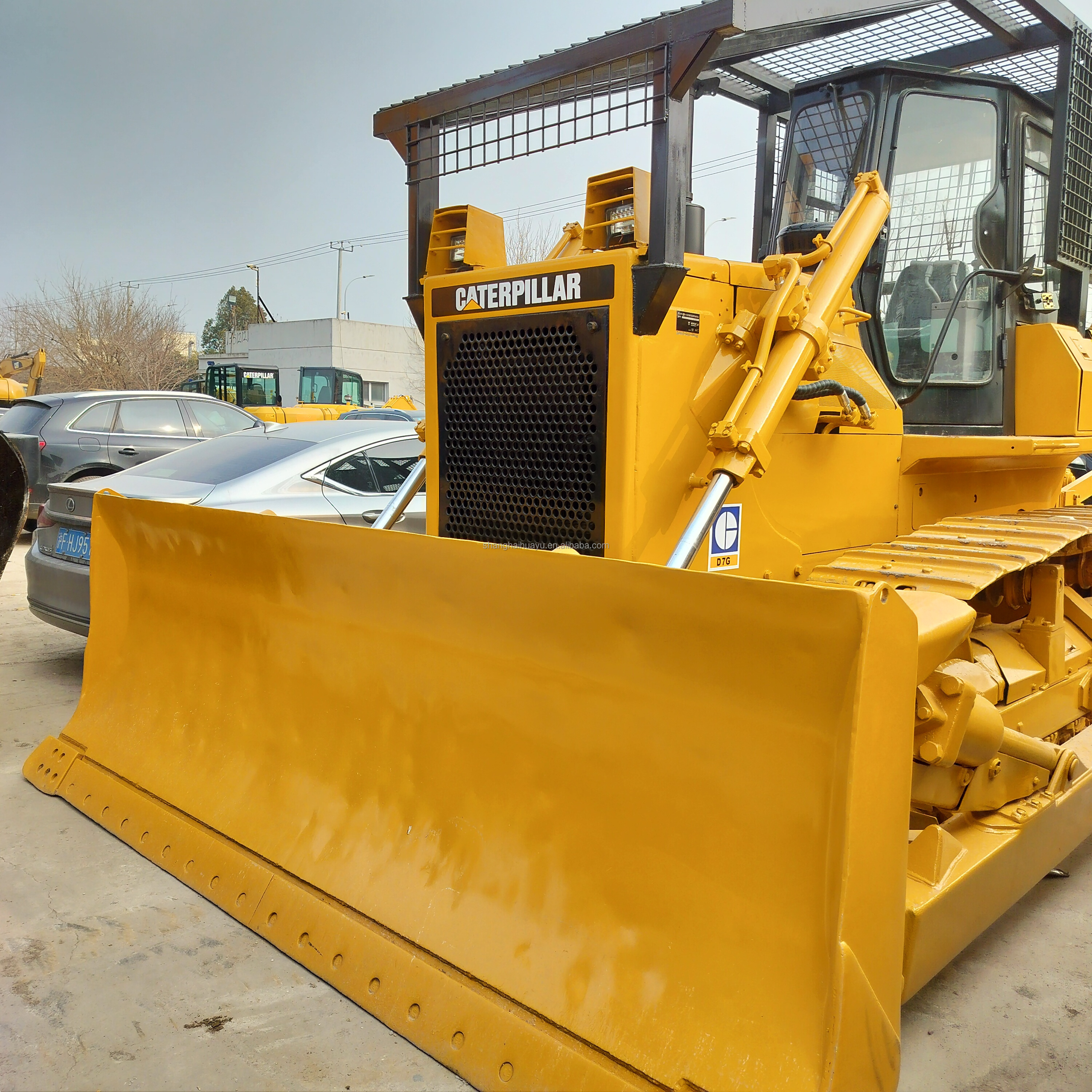 Low price high quality used bulldozer d7d type for sale used small bulldozer d7h type used bulldozer