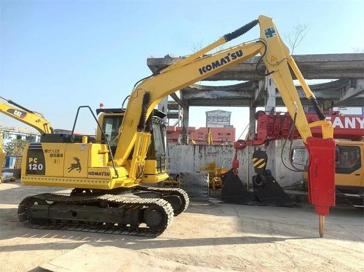 Hot selling used crawler excavators 12t Komatsu PC120 small type soil digger municipal construction machinery