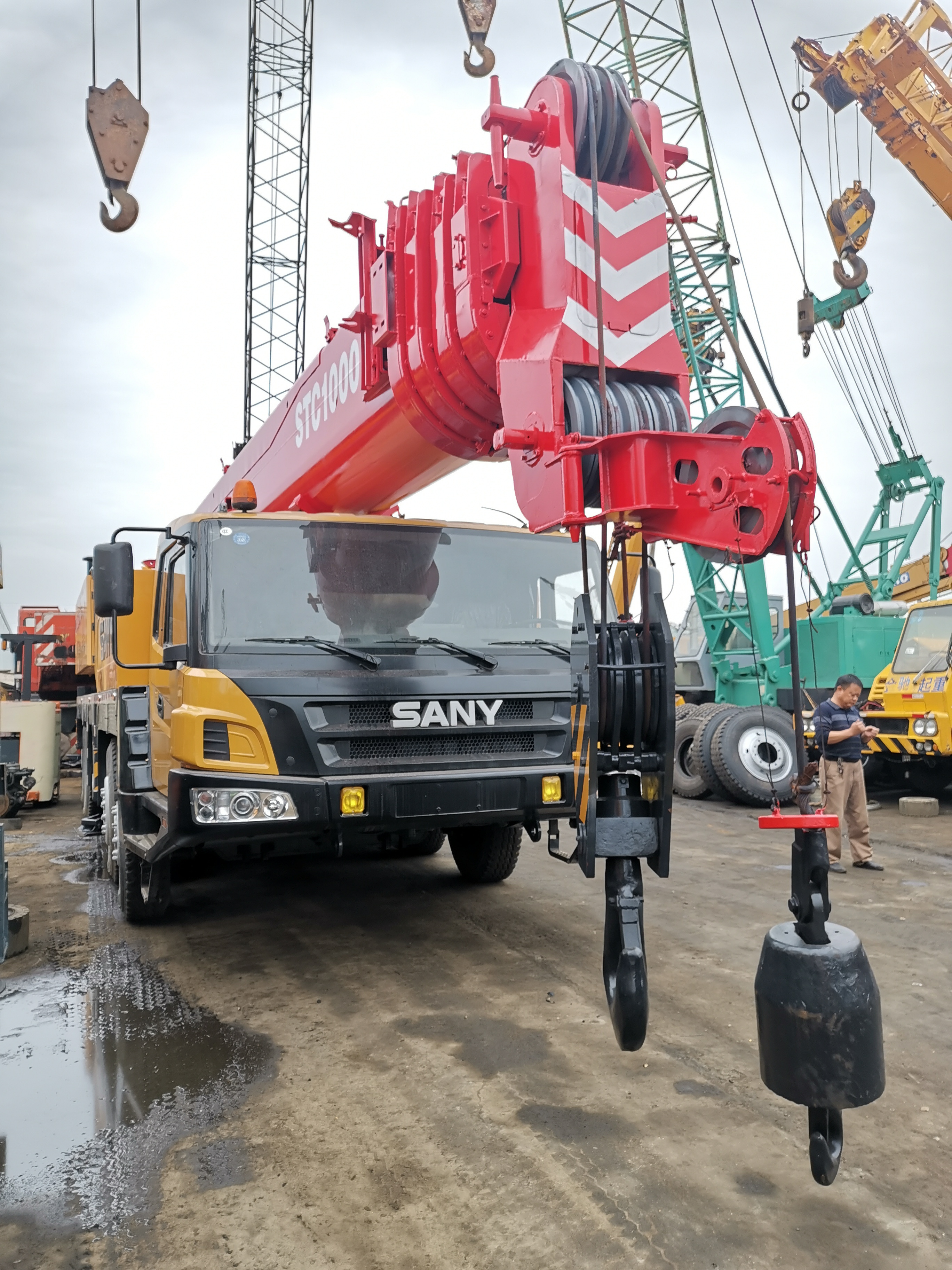 Used truck crane sany stc1000 100 ton mobile crane hydraulic boom arm 4x4 truck mounted crane STC250 STC750 STC800 on sale