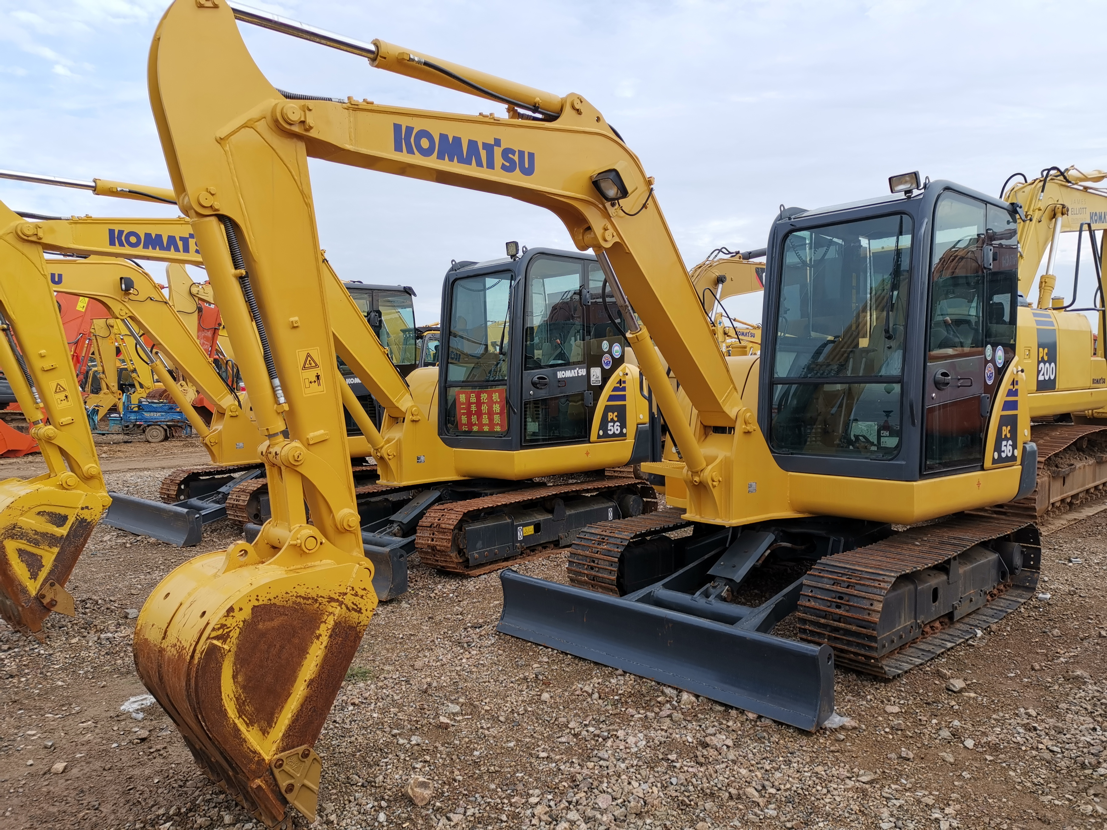 2022 Komatsu Pc56-7 Digger 5 Tonne Pre-Owned Komatsu Mini Excavator instock available in Shanghai factory