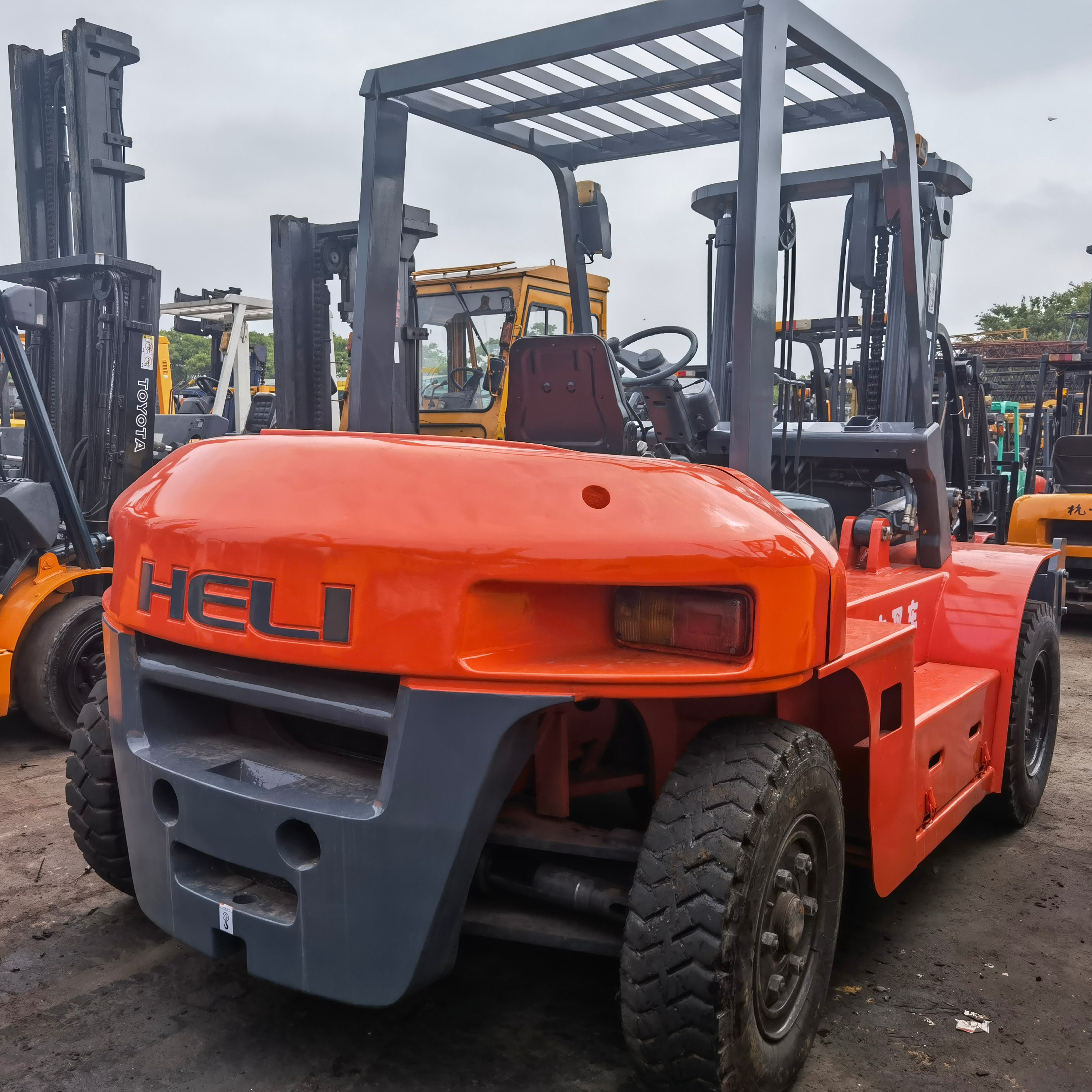 HELI cpcd60 used forklift 5ton 6ton 7ton 10ton diesel forklift CPCD50 CPCD60 CPCD70 CPCD100 forklift truck low price