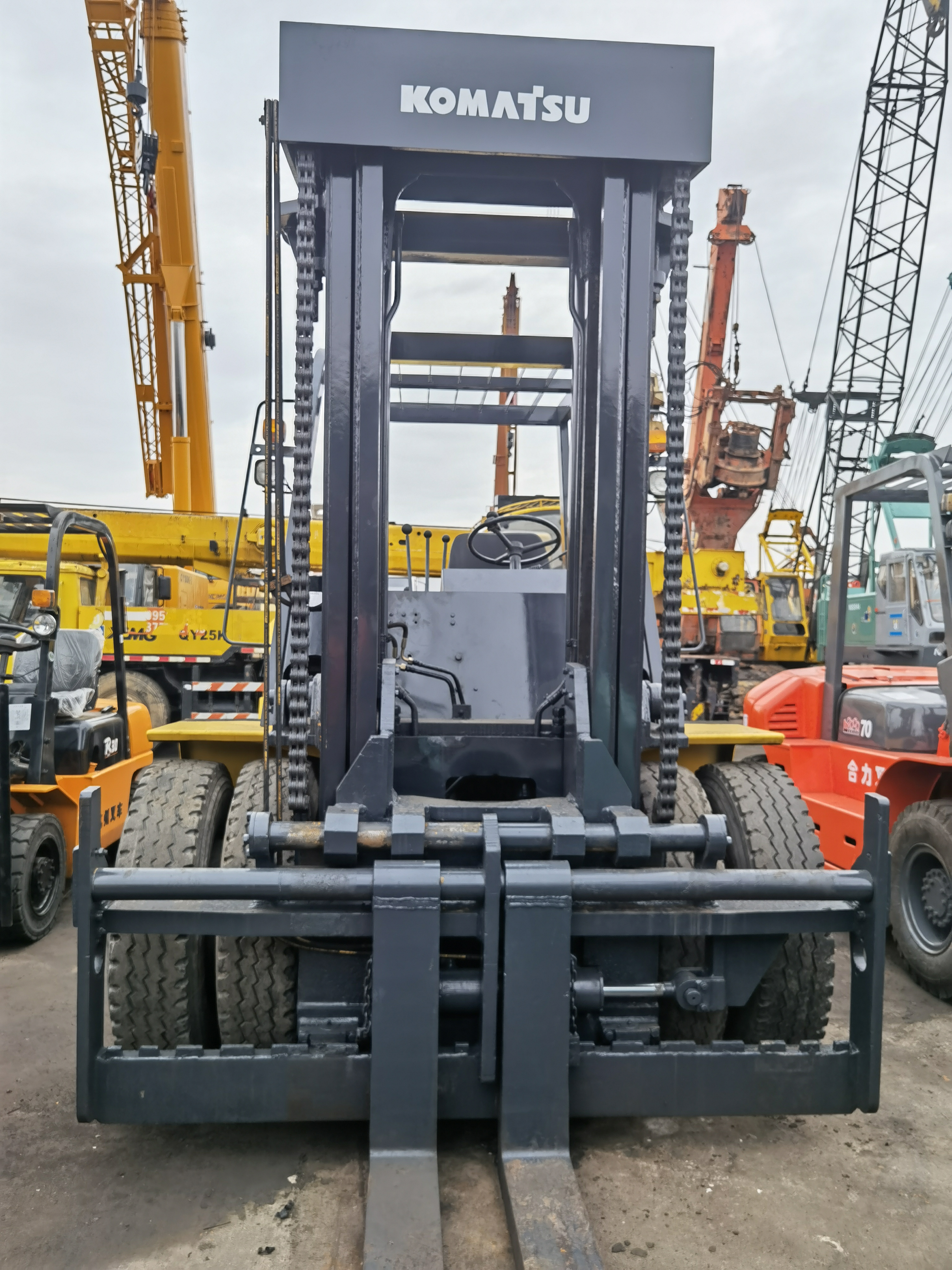 HOT Komatsu forklift 10 ton 12 ton 15 ton 16 ton diesel forklift truck with container mast