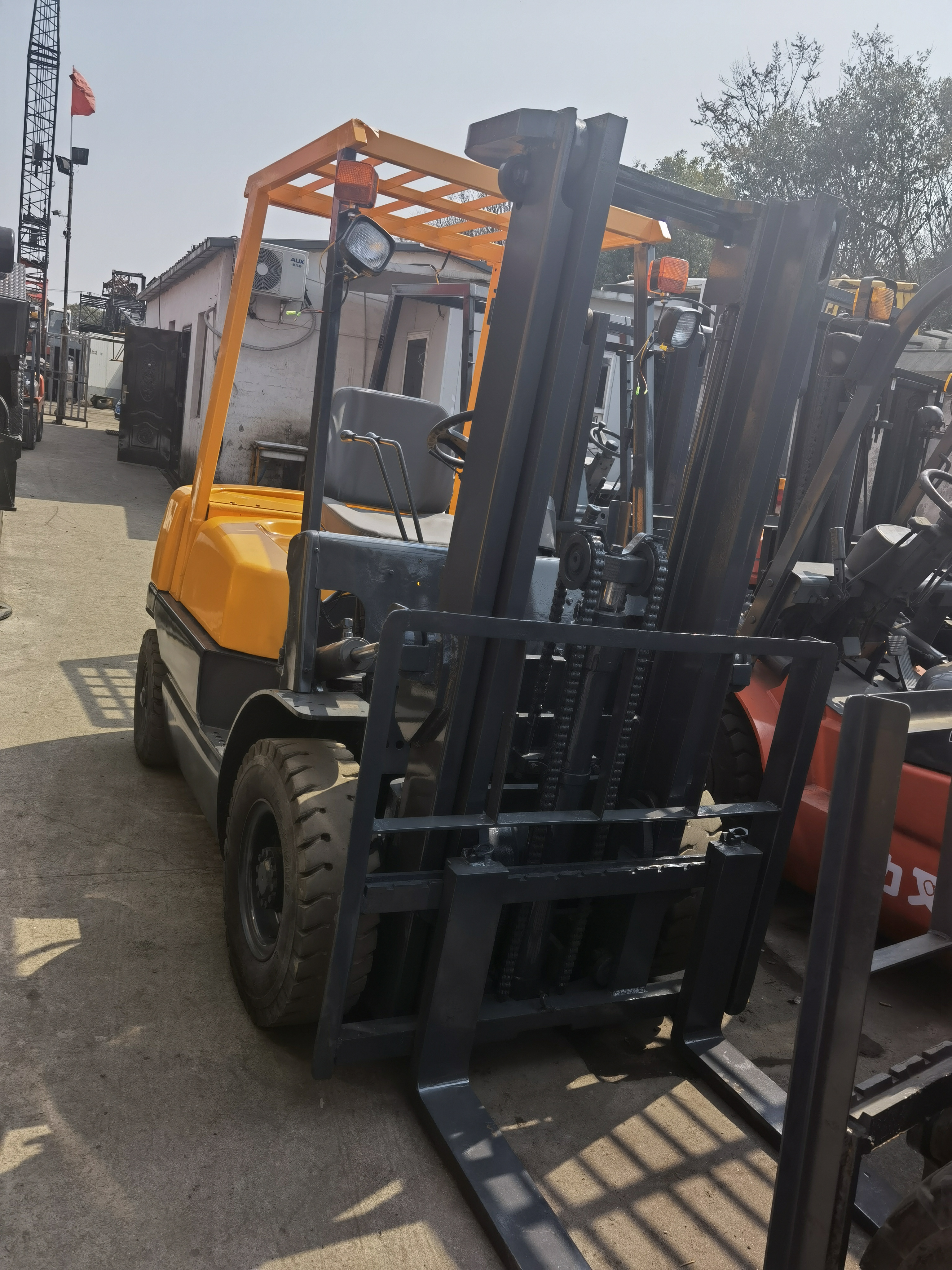 Used forklift TCM FD20 T5 90% rated load lifting capacity 3 TON second-hand used forklift multi functiontcm3 ton forklift truck