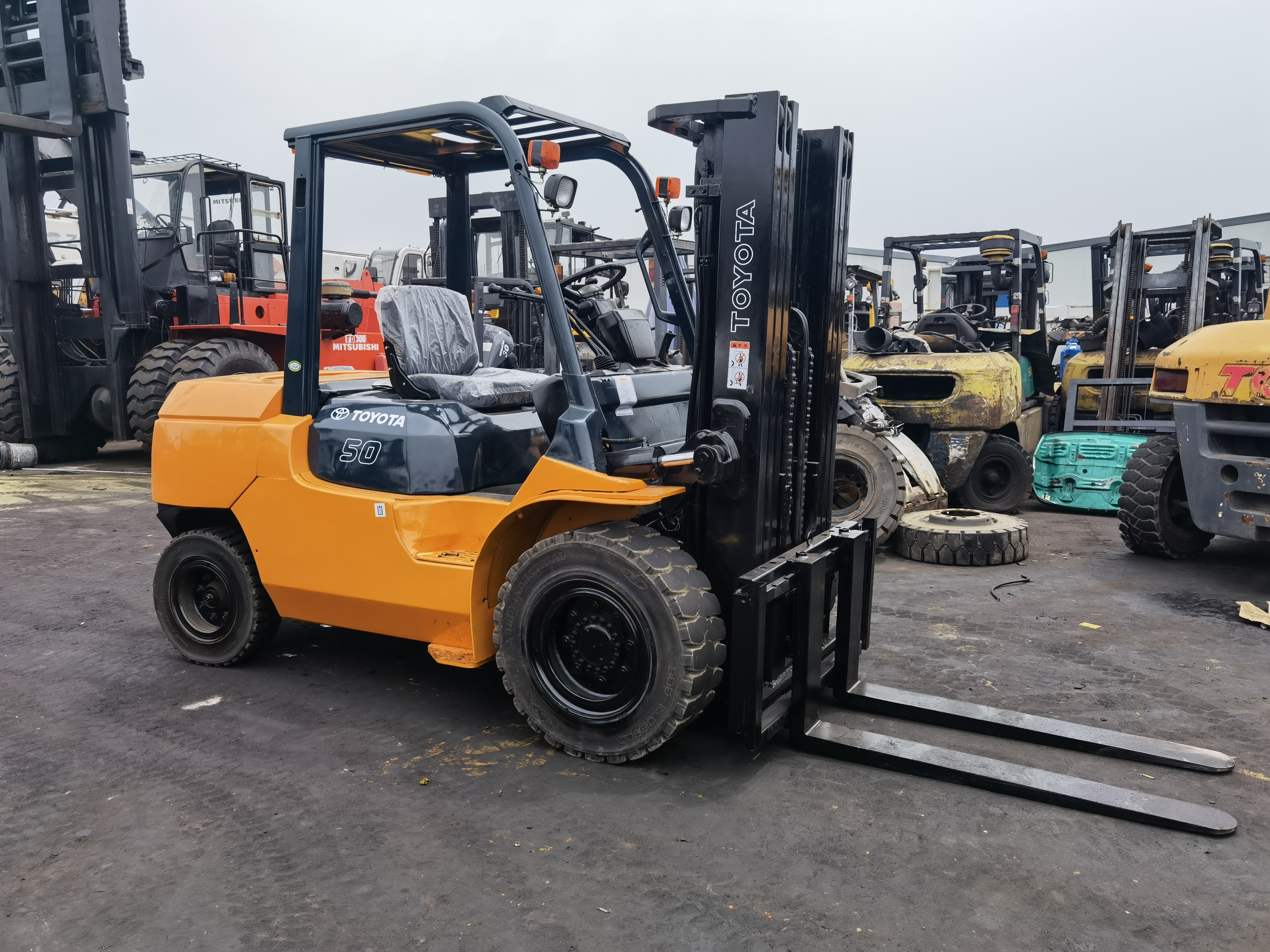 Good Lifting Machinery 5 ton forklift Used Toyota 5 ton FD50 7f50 8f30 3tons forklift 5tons Diesel Forklift For Sale