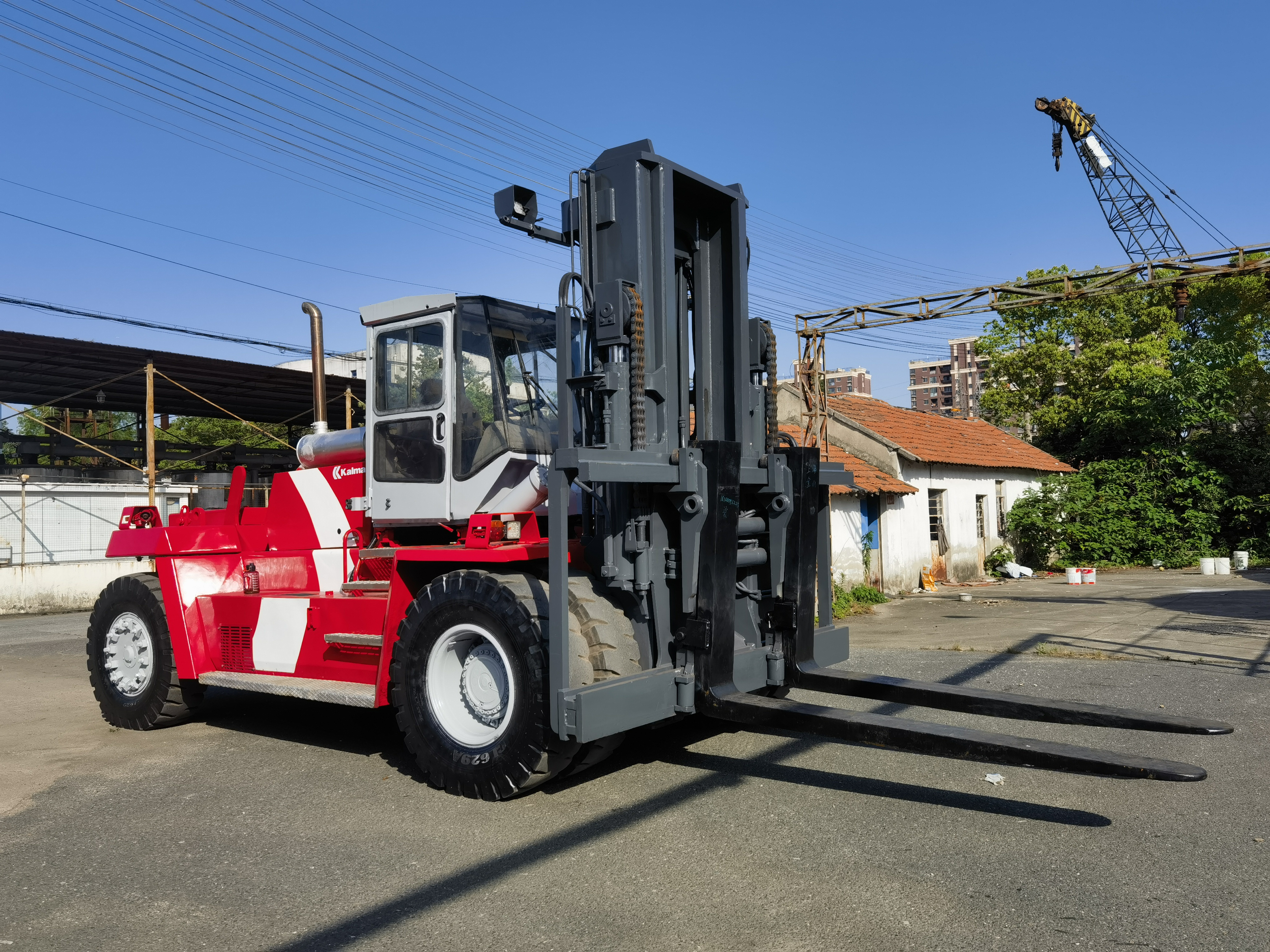 Used Kalmar container reach stacker 25tons container delivery original Kalmar forklift 25 ton used forklift with fork positioner