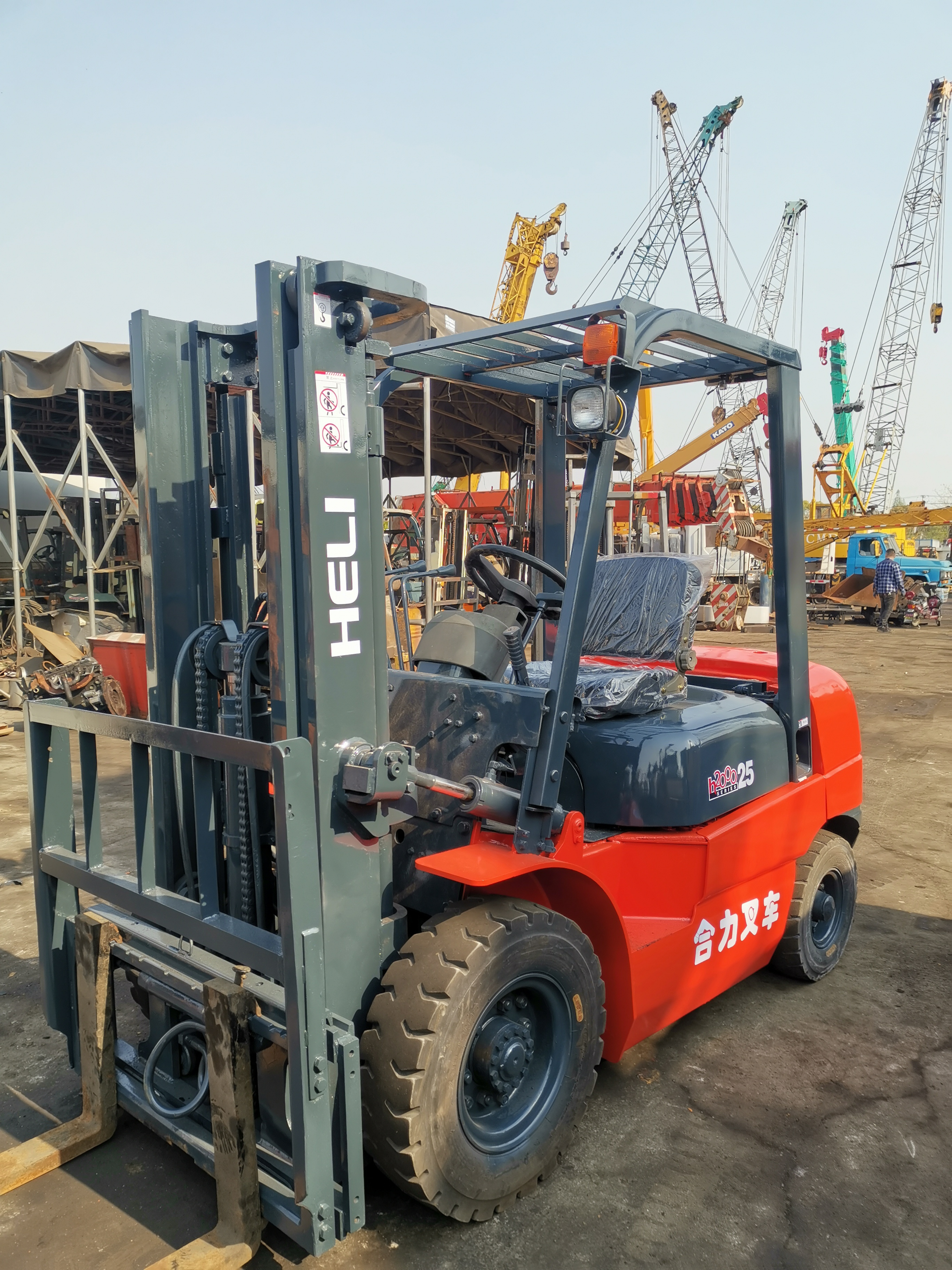 HELI CPCD25 forklift prices small electric forklift 2/3/4/5/6/7/8/10/15/16/20 tons forklift heli hot sale in Shanghai factory