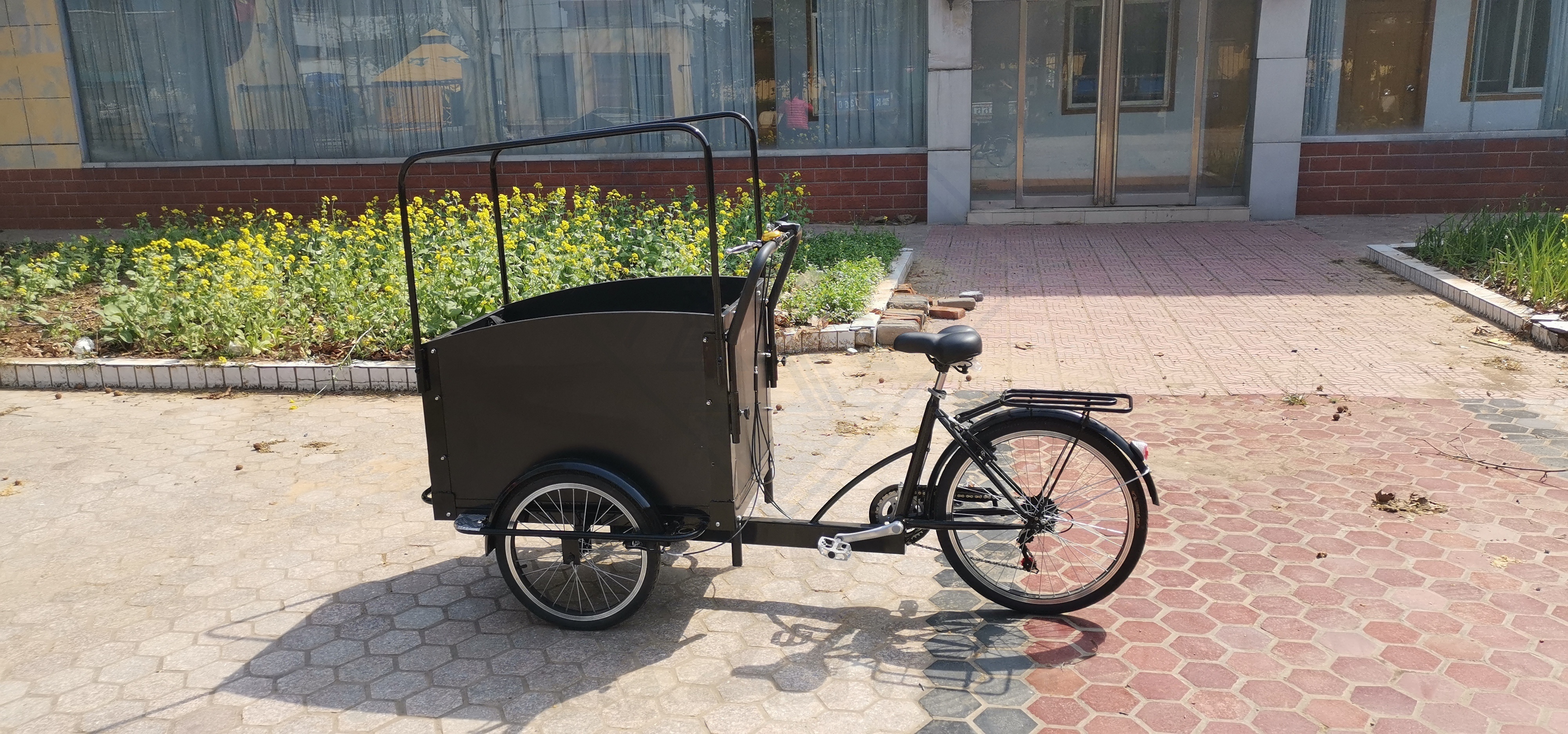 Fast Food Tricycle/coffee Vending Cart/coffee Bike Size Customization Street Vending Carts Food Cart Coffee Bike