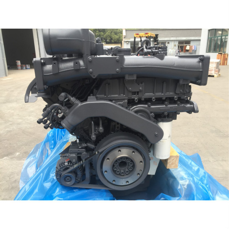 500kw 8 cylinder V8 engine Deutz TCD 2015 V08  diesel engine