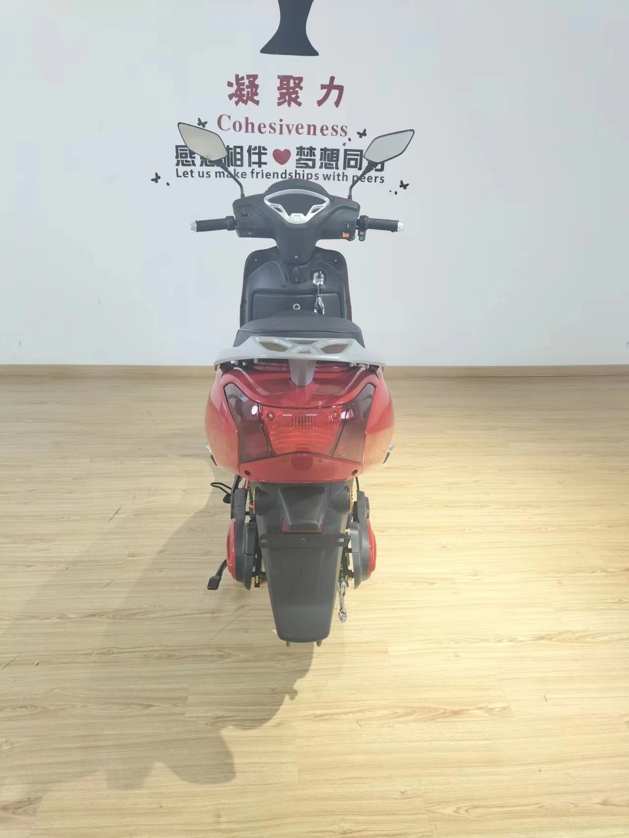 long range heavy capacity electric motorcycle in ckd skd condition with cheap price from wuxi manufacturer