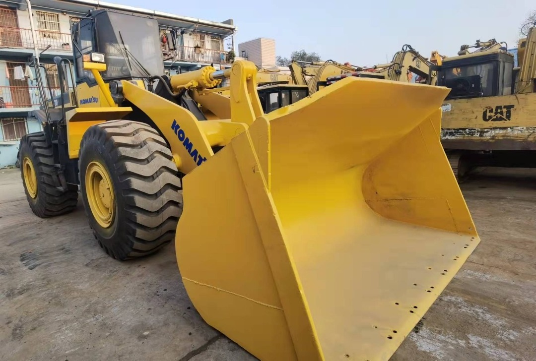 New high-quality WA470  at the cheapest price, mini slide loader, wheel loader earth mover