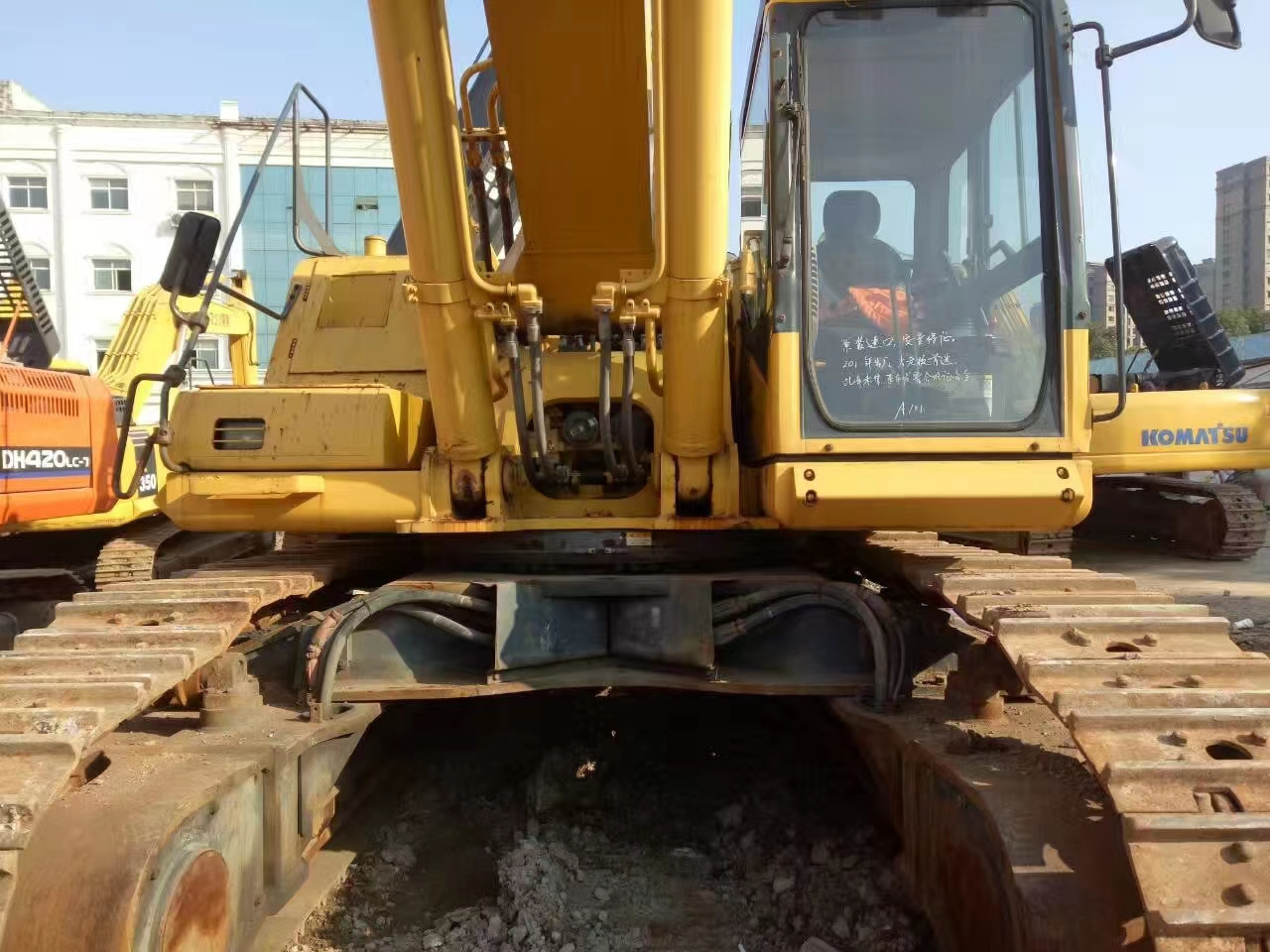 Hot-selling second-hand original paint komatsu pc600-8 excavator in good condition