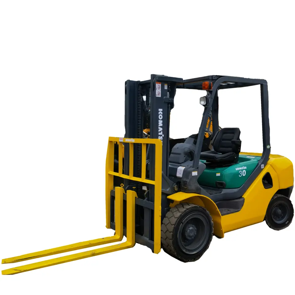 Hot sale 3 tons good condition Komatsu 3 tons diesel forklift for sale at low price Komatsu FD30T used forklift for sale,