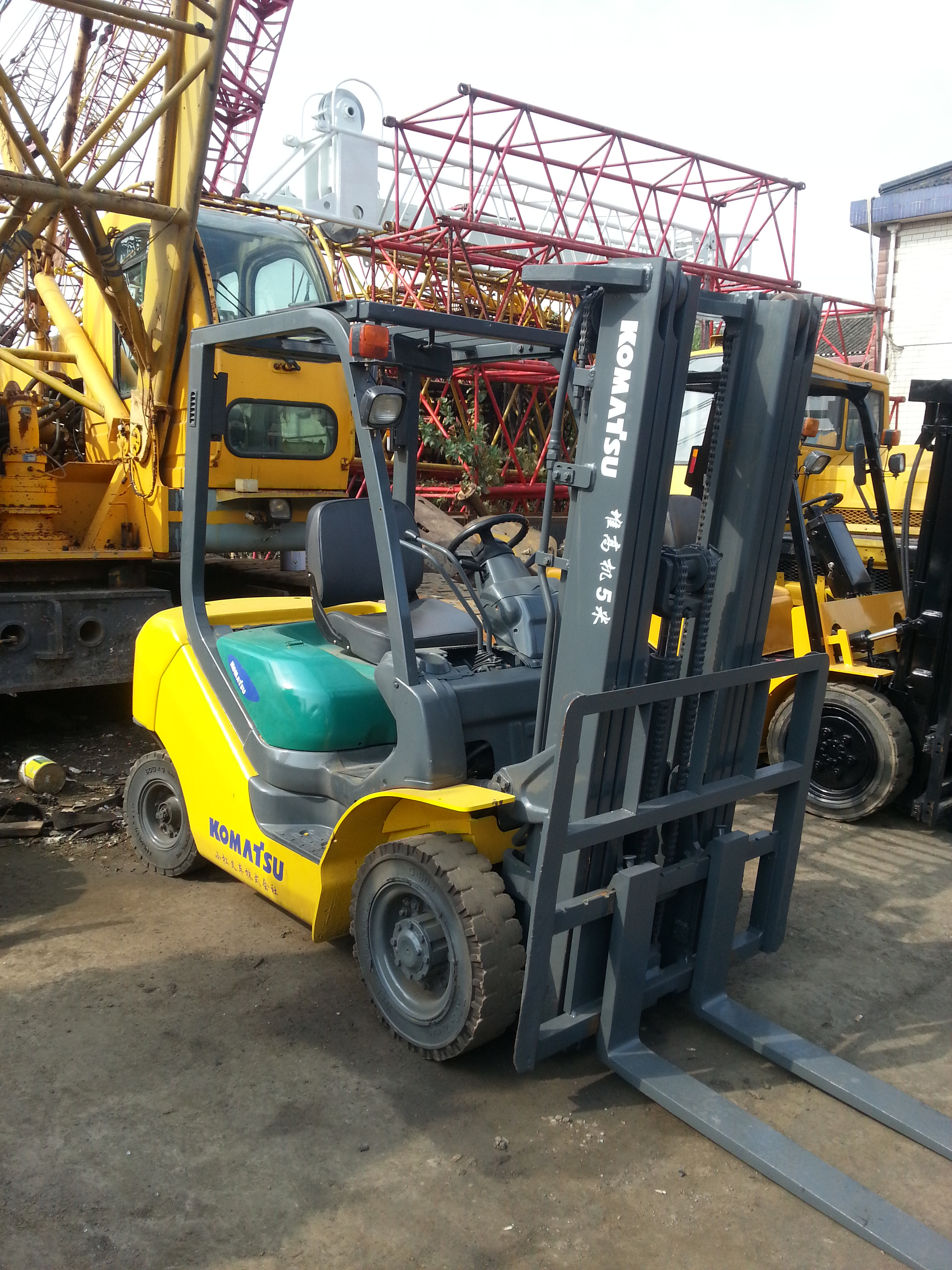 Hot sale 3 tons good condition Komatsu 3 tons diesel forklift for sale at low price Komatsu FD30T used forklift for sale,