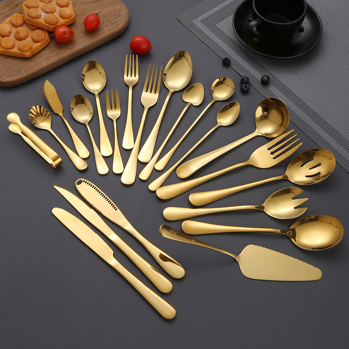 Wholesale Custom Classic Silverware Golden Cutlery Set Kitchen Tong Shovel Stainless Steel Steak Knife Set Bulk Gold Flatware