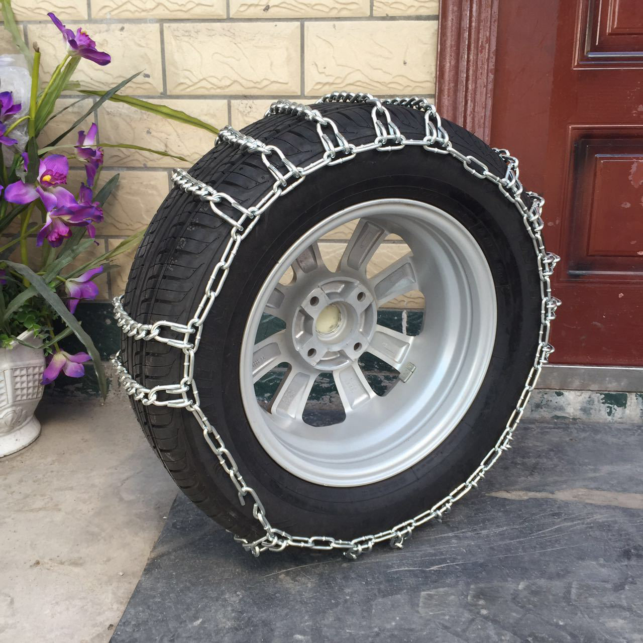 Car Tire Anti-skid Steel Chain Winter Spikes Cadenas Para Nieve For Tire Chains Rain Winter Tool Tires For Car Car Truck SUV