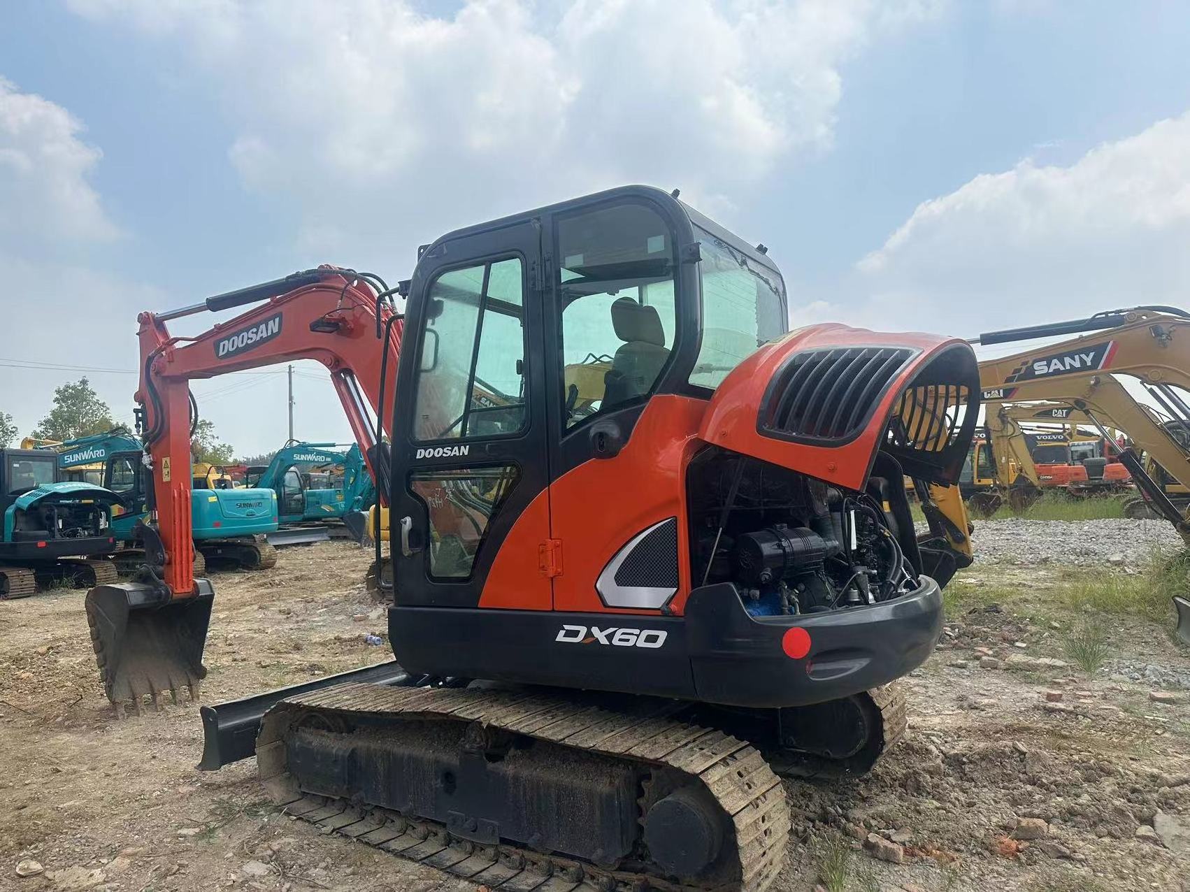 Second hand Crawler Mini Excavator Doosan dx60 dx55 Mini Digger Doosan 60 55 Korea Original digger Doosan