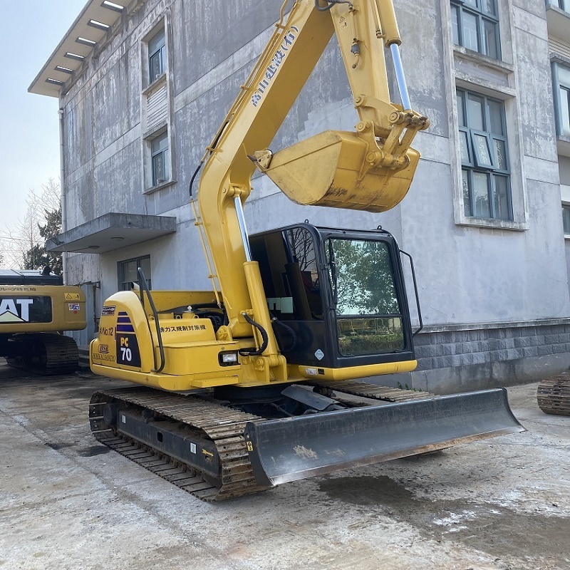 Imported Low Hours Komatsu 70-8 70 Excavator Used Excavator PC70-8 7 Ton Mini Komatsu Excavator for sale