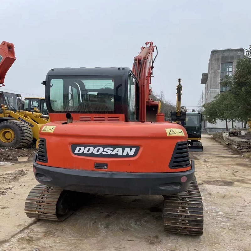 Used Doosan DX60-9C automatic excavator Second-hand small crawler digger Used mini excavator Doosan DX60-9C