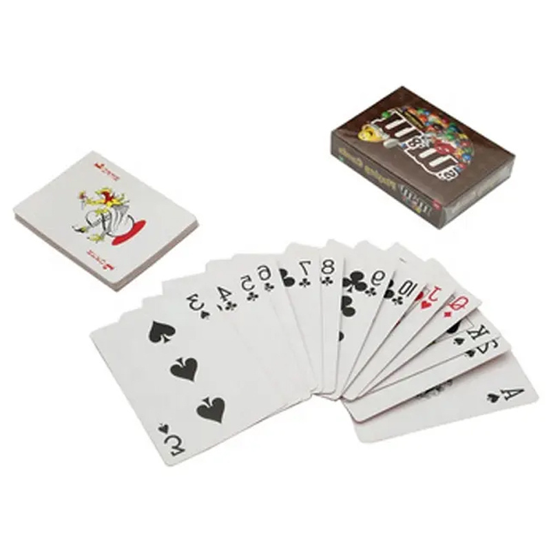 Adults Premium Matte Black Gold Foil Waterproof Plastic PVC Paper Card Personalized Game Family Game Waterproof Playing Cards