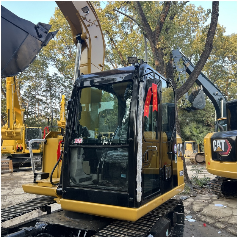 Used Japan CAT 307 excavator/ CAT 307E2 307E 308E2 306E2 305.5E2 excavator with dozer/ CAT mini hydraulic excavator hot sale